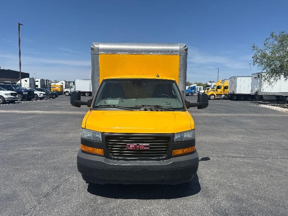Light Duty Box Truck-Light and Medium Duty Trucks-GMC-2021-Savana G33903-Phoenix-AZ-73,623\n\t\tmiles-$ 26,000 - Image 2