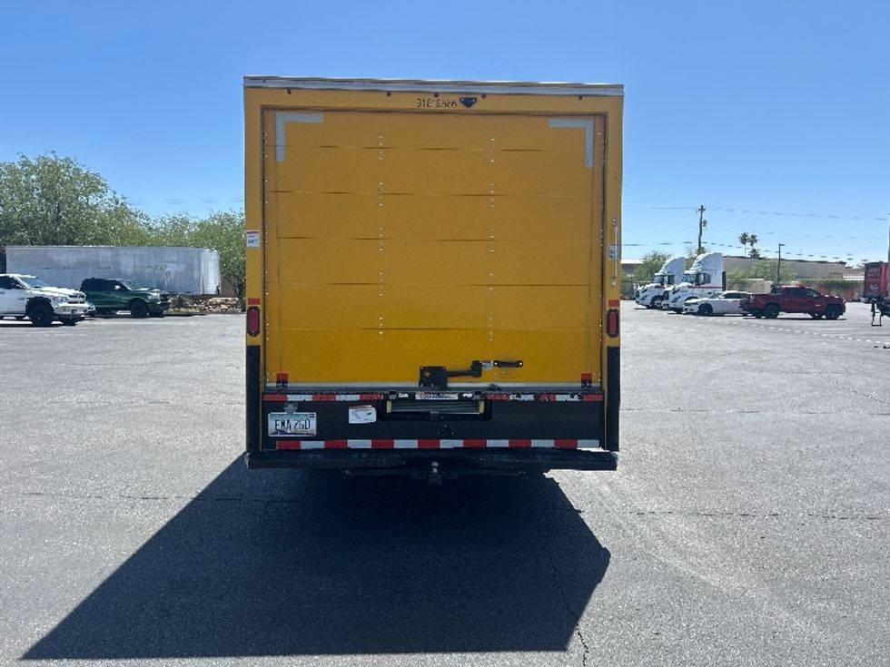 Light Duty Box Truck-Light and Medium Duty Trucks-GMC-2021-Savana G33903-Phoenix-AZ-73,623\n\t\tmiles-$ 26,000 - Image 7