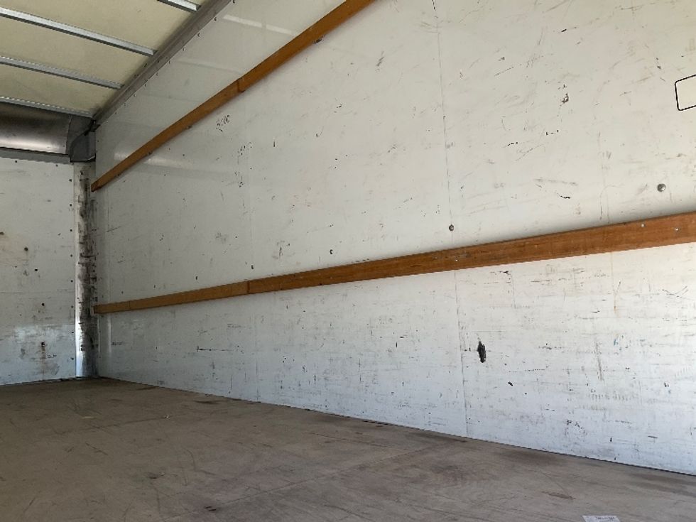 Light Duty Box Truck-Light and Medium Duty Trucks-GMC-2021-Savana G33903-Phoenix-AZ-91,331\n\t\tmiles-$ 28,500 - Image 10