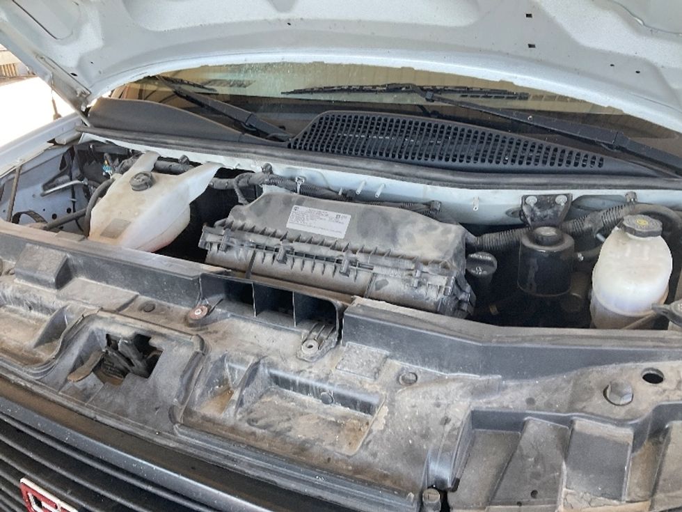 Light Duty Box Truck-Light and Medium Duty Trucks-GMC-2021-Savana G33903-Phoenix-AZ-91,331\n\t\tmiles-$ 28,500 - Image 21