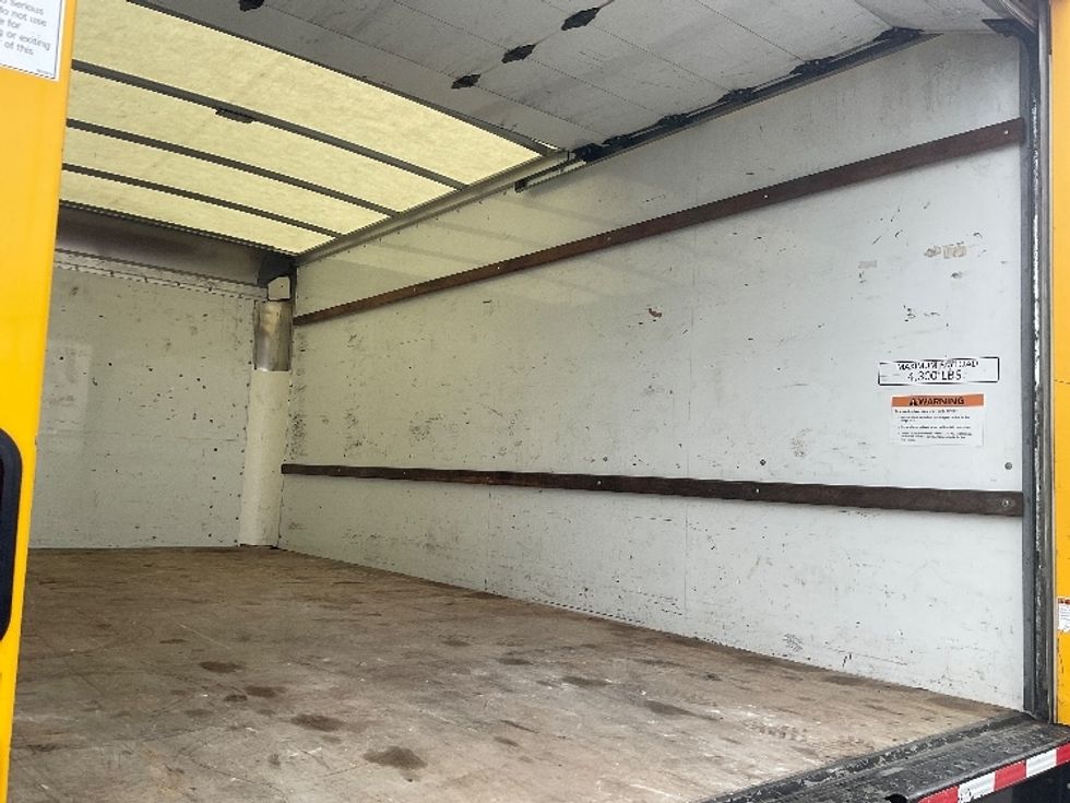 Light Duty Box Truck-Light and Medium Duty Trucks-GMC-2021-Savana G33903-Phoenix-AZ-97,319\n\t\tmiles-$ 24,750 - Image 12