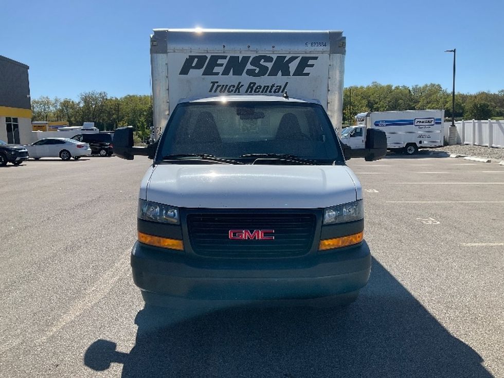 Light Duty Box Truck-Light and Medium Duty Trucks-GMC-2021-Savana G33903-Piqua-OH-106,761\n\t\tmiles-$ 33,250 - Image 2