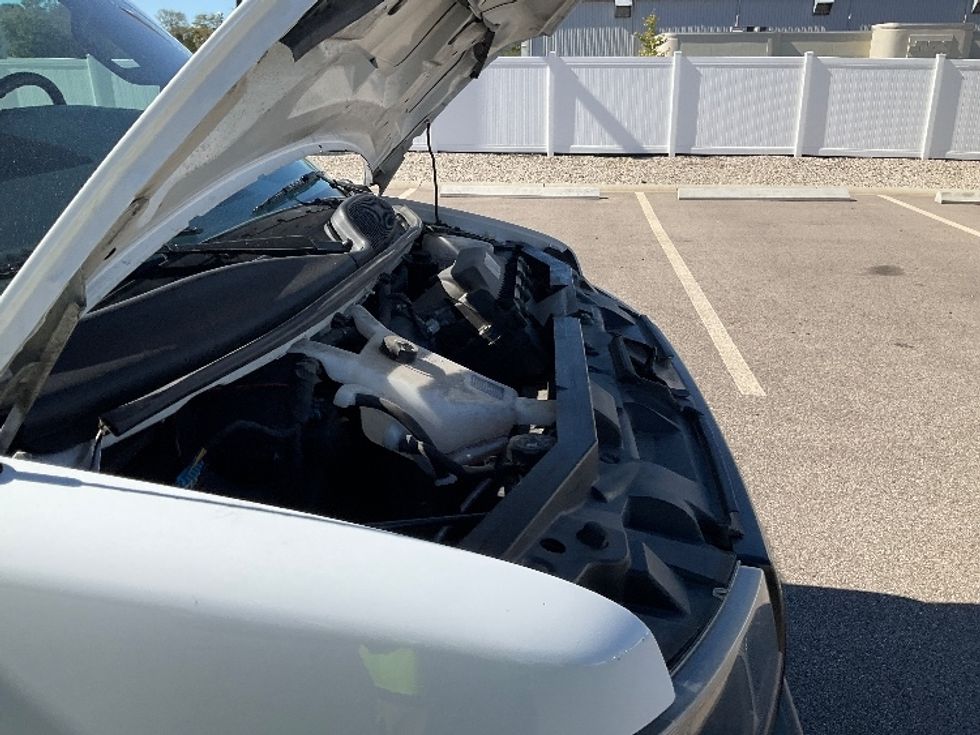 Light Duty Box Truck-Light and Medium Duty Trucks-GMC-2021-Savana G33903-Piqua-OH-106,761\n\t\tmiles-$ 33,250 - Image 23