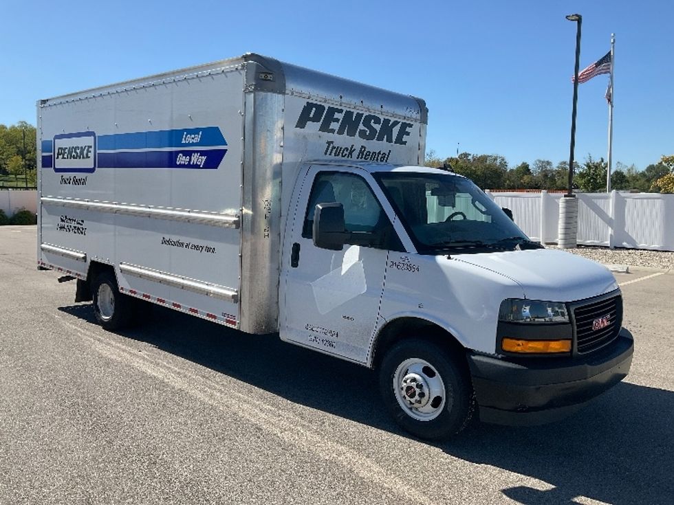 Light Duty Box Truck-Light and Medium Duty Trucks-GMC-2021-Savana G33903-Piqua-OH-106,761\n\t\tmiles-$ 33,250 - Image 3