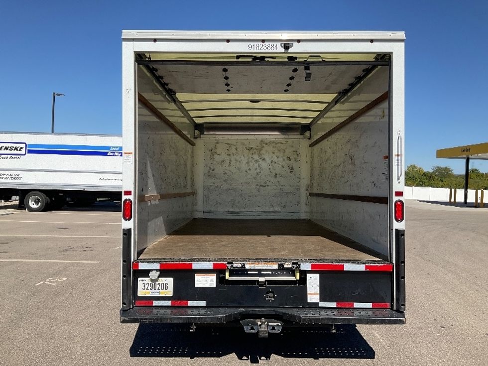 Light Duty Box Truck-Light and Medium Duty Trucks-GMC-2021-Savana G33903-Piqua-OH-106,761\n\t\tmiles-$ 33,250 - Image 8