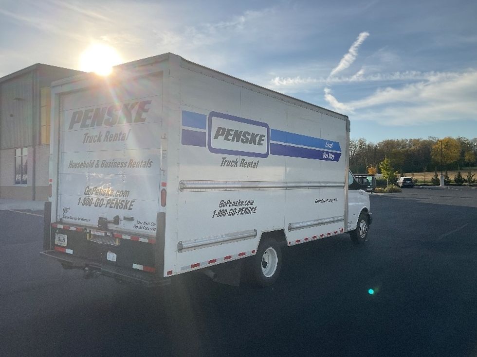 Light Duty Box Truck-Light and Medium Duty Trucks-GMC-2021-Savana G33903-Piqua-OH-108,515\n\t\tmiles-$ 27,750 - Image 11