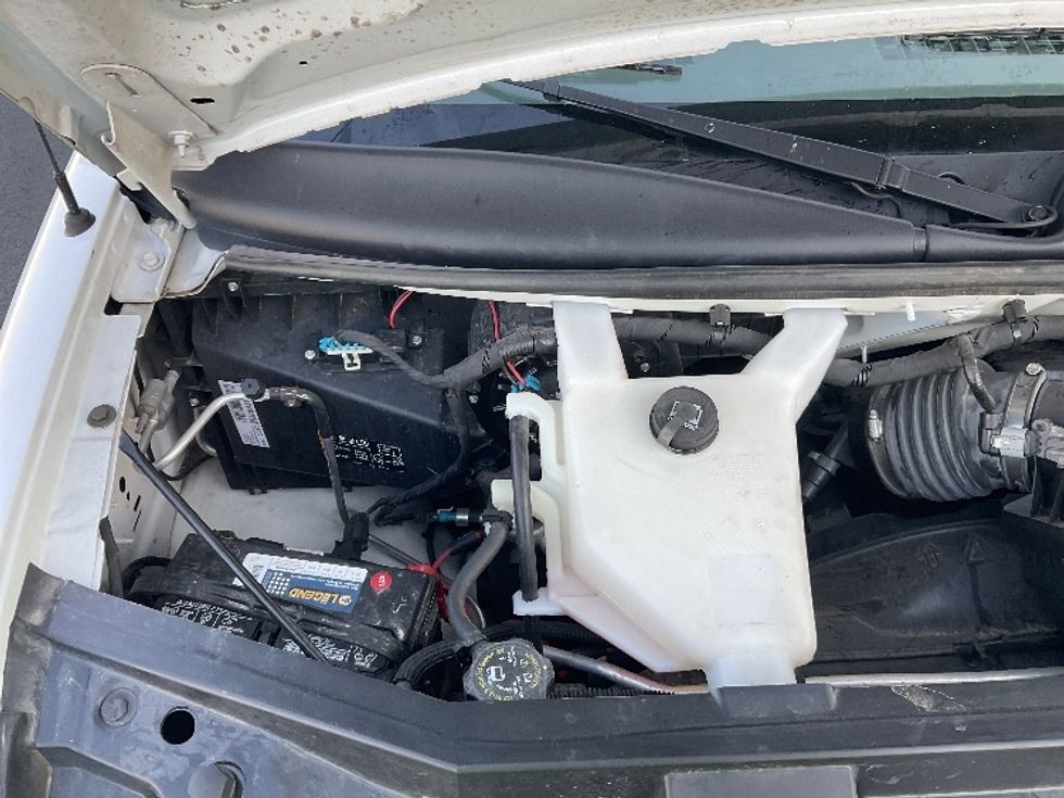 Light Duty Box Truck-Light and Medium Duty Trucks-GMC-2021-Savana G33903-Piqua-OH-108,515\n\t\tmiles-$ 27,750 - Image 20