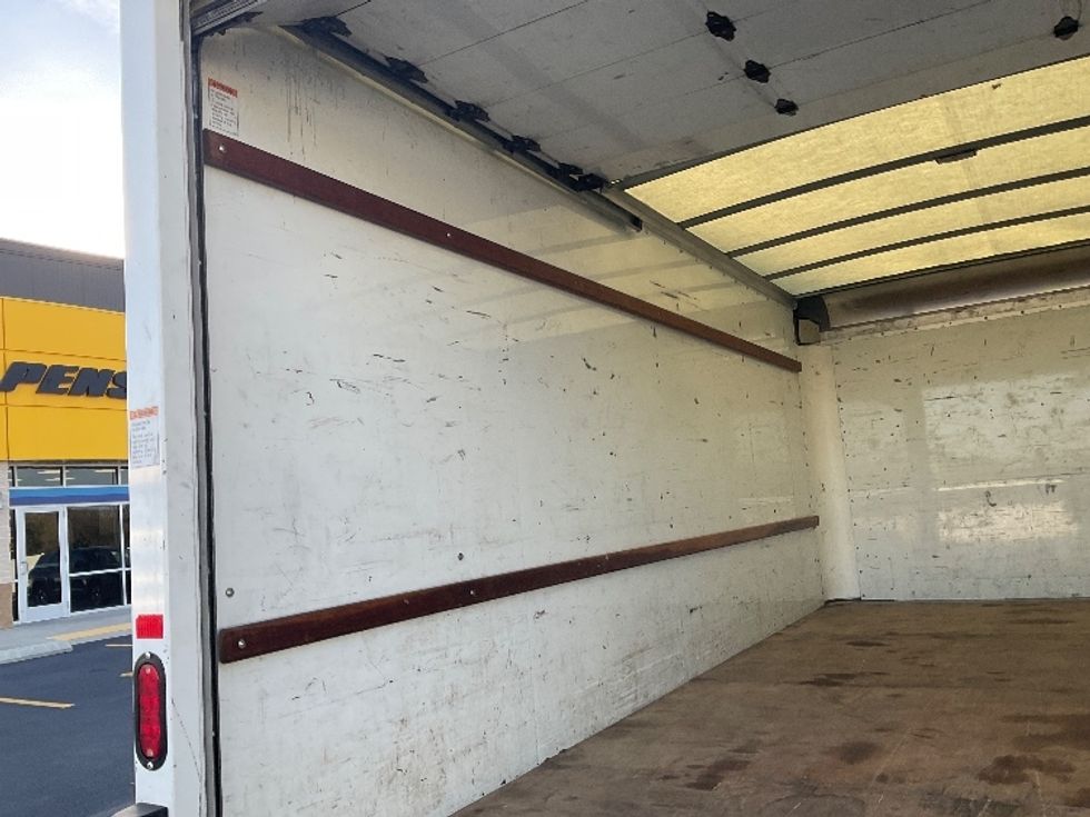 Light Duty Box Truck-Light and Medium Duty Trucks-GMC-2021-Savana G33903-Piqua-OH-108,515\n\t\tmiles-$ 27,750 - Image 9