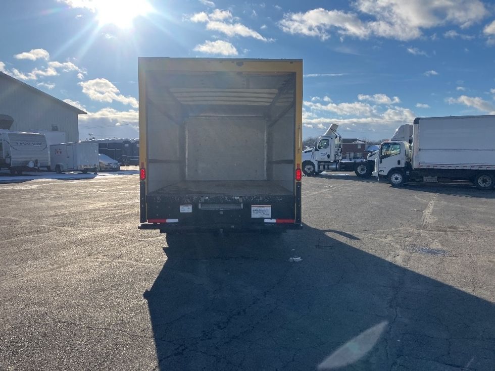 Light Duty Box Truck-Light and Medium Duty Trucks-GMC-2021-Savana G33903-Piqua-OH-115,351\n\t\tmiles-$ 24,000 - Image 8