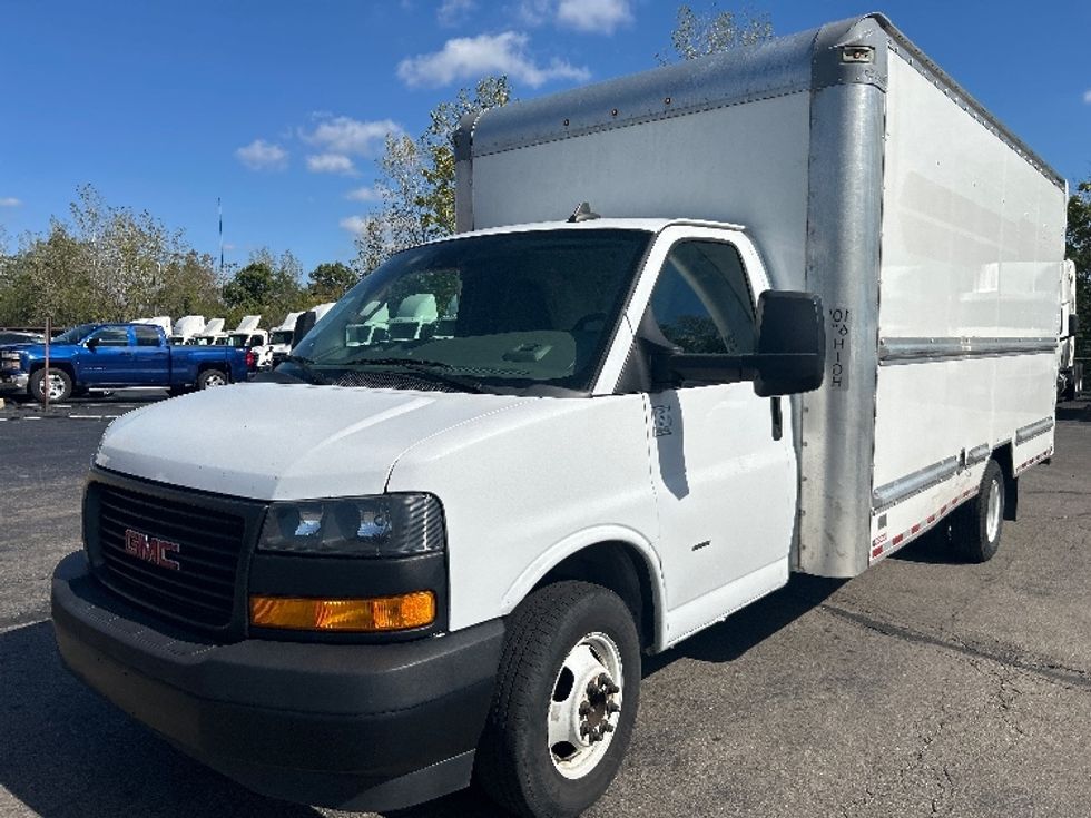 Light Duty Box Truck-Light and Medium Duty Trucks-GMC-2021-Savana G33903-Piqua-OH-152,747\n\t\tmiles-$ 21,500 - Image 3