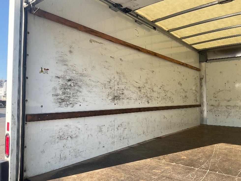 Light Duty Box Truck-Light and Medium Duty Trucks-GMC-2021-Savana G33903-Piqua-OH-172,403\n\t\tmiles-$ 19,000 - Image 11