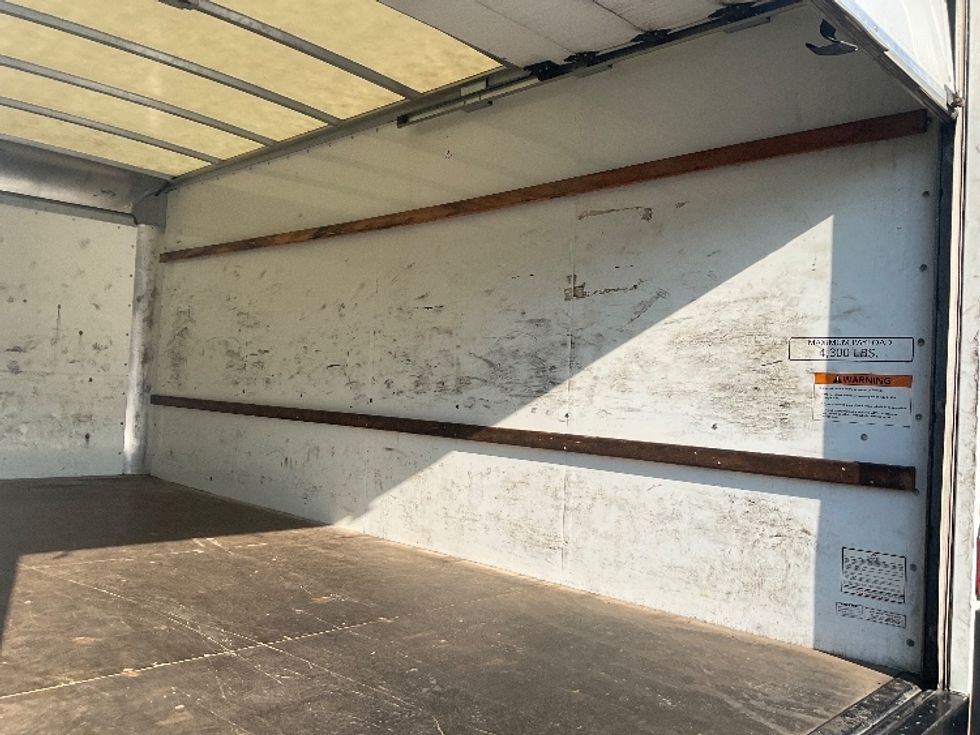 Light Duty Box Truck-Light and Medium Duty Trucks-GMC-2021-Savana G33903-Piqua-OH-172,403\n\t\tmiles-$ 19,000 - Image 12