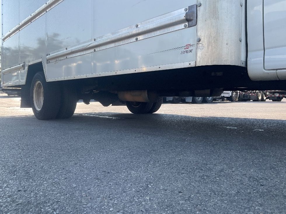 Light Duty Box Truck-Light and Medium Duty Trucks-GMC-2021-Savana G33903-Piqua-OH-172,403\n\t\tmiles-$ 19,000 - Image 14