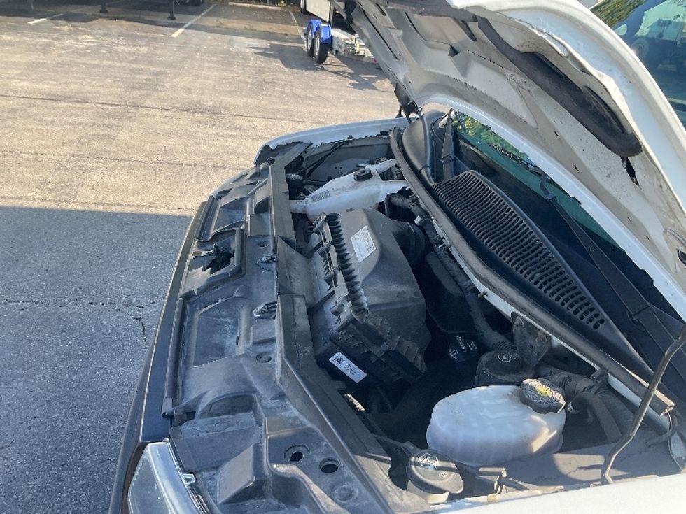 Light Duty Box Truck-Light and Medium Duty Trucks-GMC-2021-Savana G33903-Piqua-OH-172,403\n\t\tmiles-$ 19,000 - Image 24