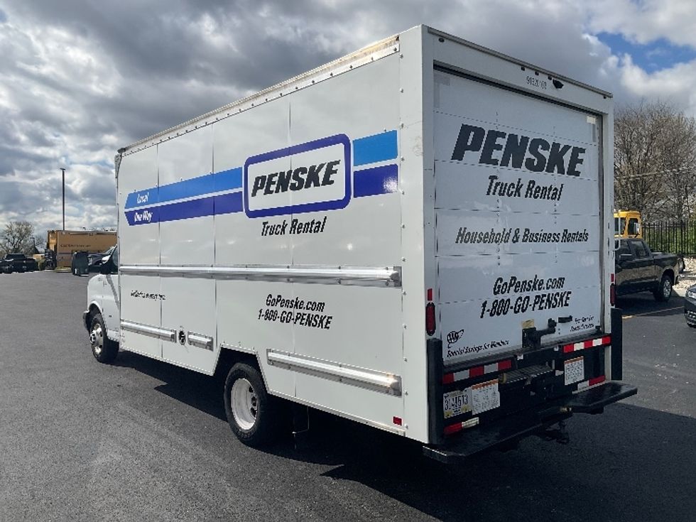 Light Duty Box Truck-Light and Medium Duty Trucks-GMC-2021-Savana G33903-Piqua-OH-72,666\n\t\tmiles-$ 32,500 - Image 6