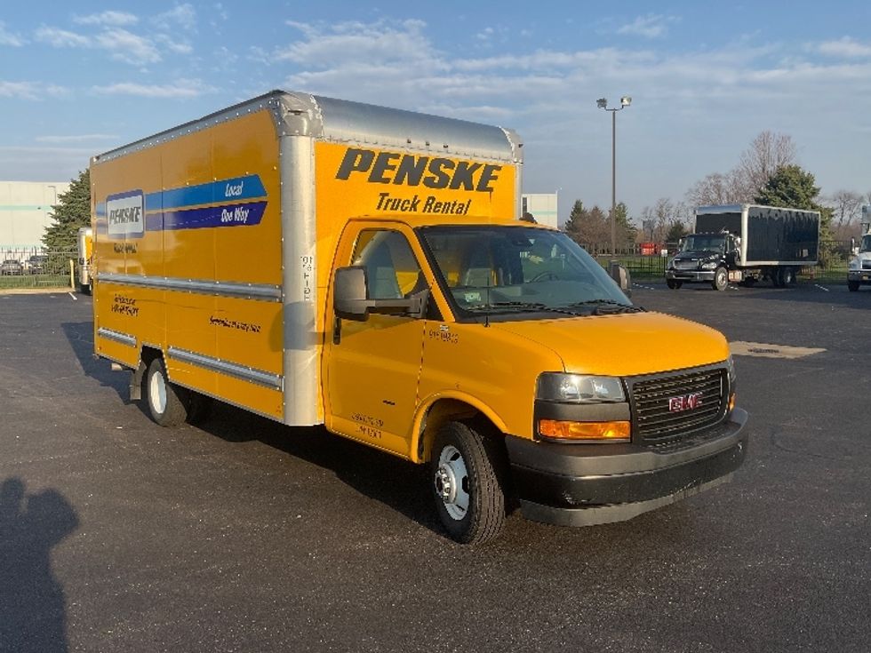 Light Duty Box Truck-Light and Medium Duty Trucks-GMC-2021-Savana G33903-Piqua-OH-89,031\n\t\tmiles-$ 25,500 - Image 1