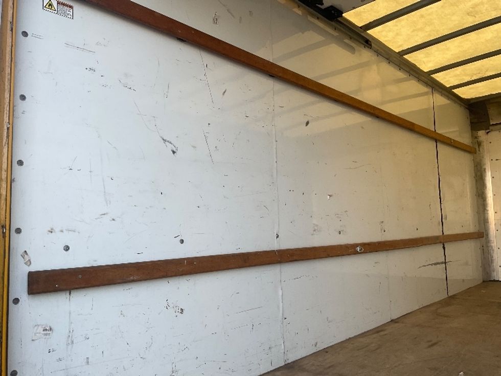 Light Duty Box Truck-Light and Medium Duty Trucks-GMC-2021-Savana G33903-Piqua-OH-89,031\n\t\tmiles-$ 25,500 - Image 11