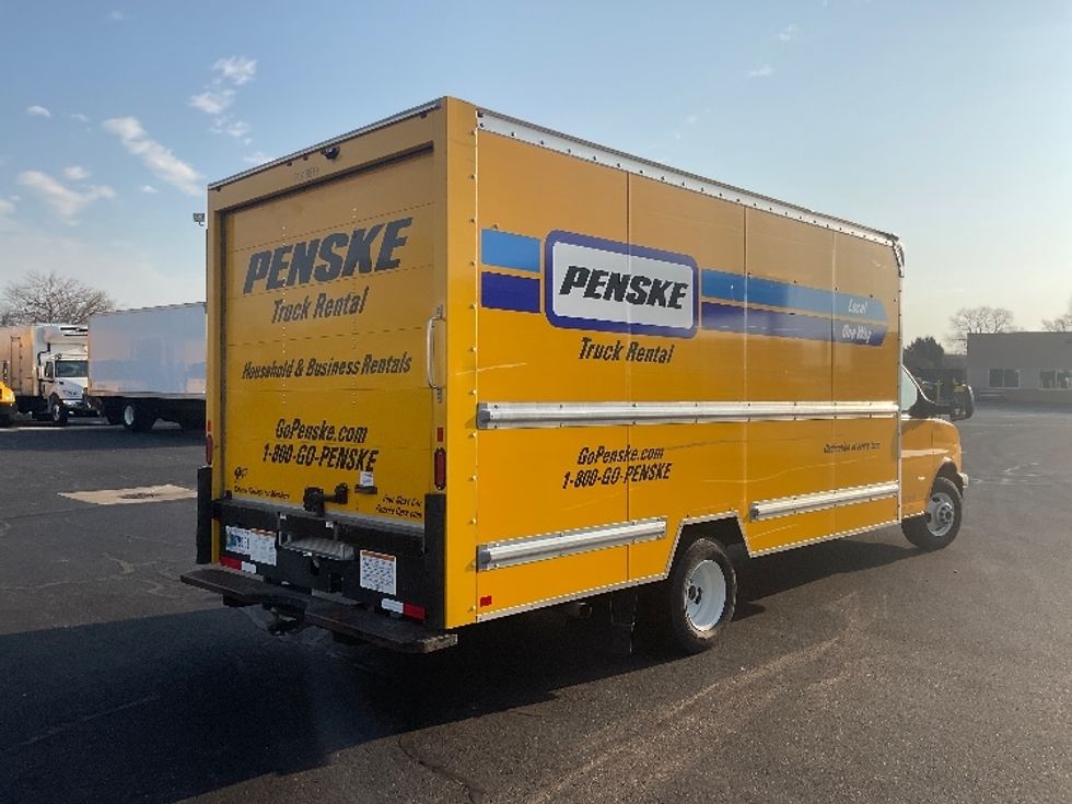Light Duty Box Truck-Light and Medium Duty Trucks-GMC-2021-Savana G33903-Piqua-OH-89,031\n\t\tmiles-$ 25,500 - Image 13
