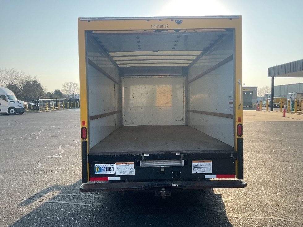 Light Duty Box Truck-Light and Medium Duty Trucks-GMC-2021-Savana G33903-Piqua-OH-89,031\n\t\tmiles-$ 25,500 - Image 8