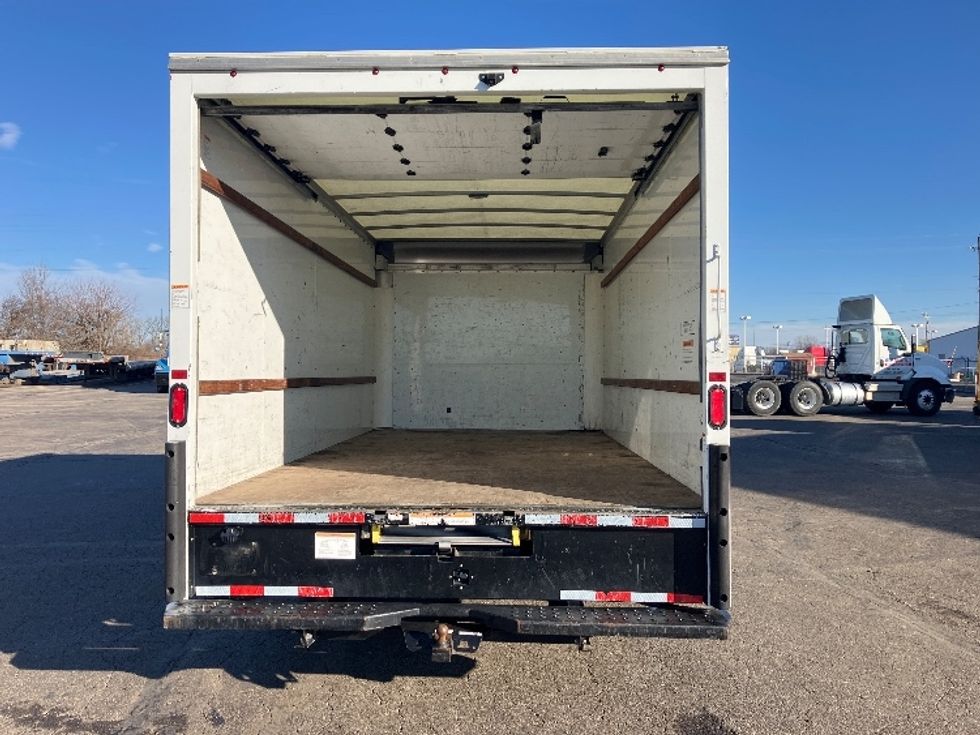 Light Duty Box Truck-Light and Medium Duty Trucks-GMC-2021-Savana G33903-Piqua-OH-90,473\n\t\tmiles-$ 29,500 - Image 8