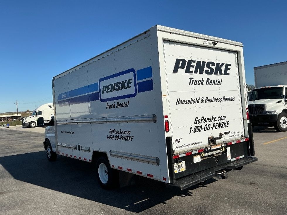 Light Duty Box Truck-Light and Medium Duty Trucks-GMC-2021-Savana G33903-Piqua-OH-91,393\n\t\tmiles-$ 28,000 - Image 6