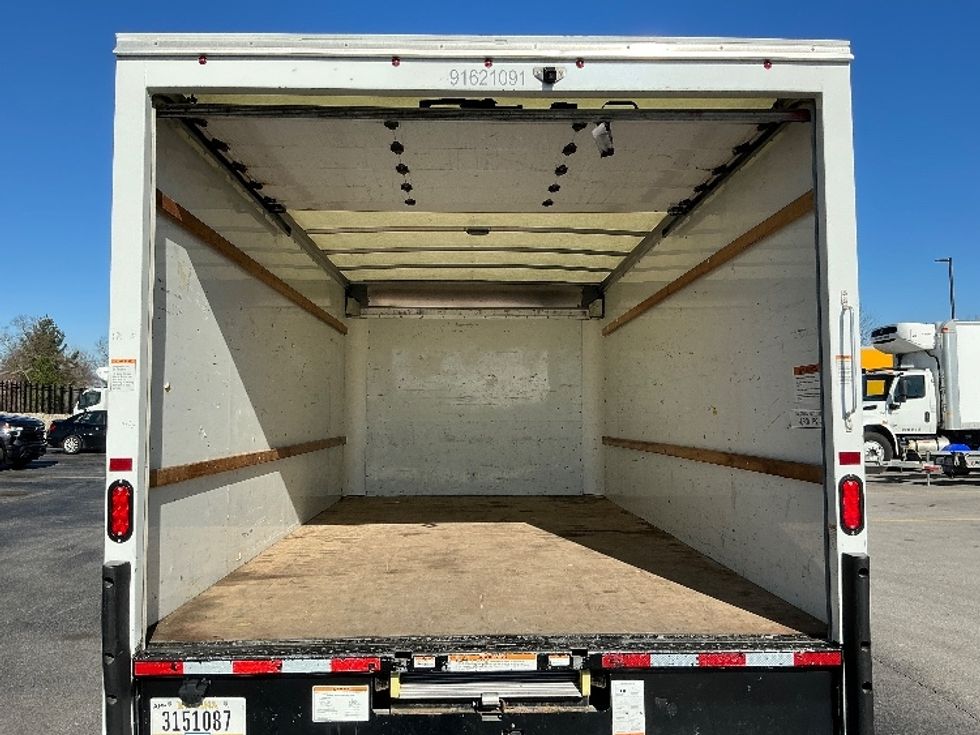 Light Duty Box Truck-Light and Medium Duty Trucks-GMC-2021-Savana G33903-Piqua-OH-91,393\n\t\tmiles-$ 28,000 - Image 8