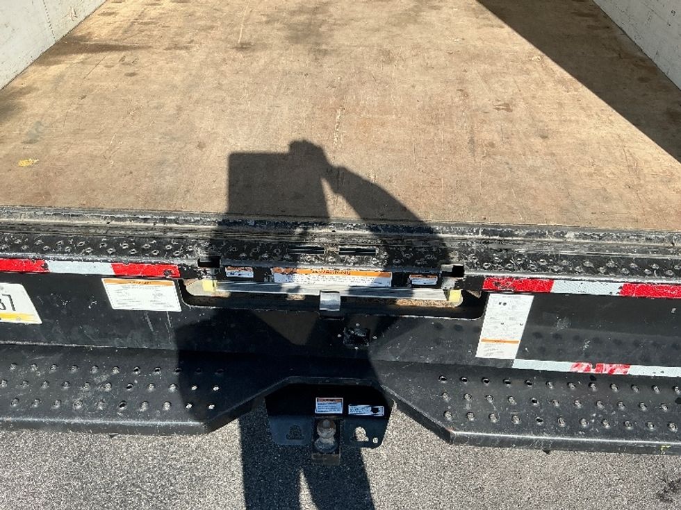 Light Duty Box Truck-Light and Medium Duty Trucks-GMC-2021-Savana G33903-Piqua-OH-91,393\n\t\tmiles-$ 28,000 - Image 9