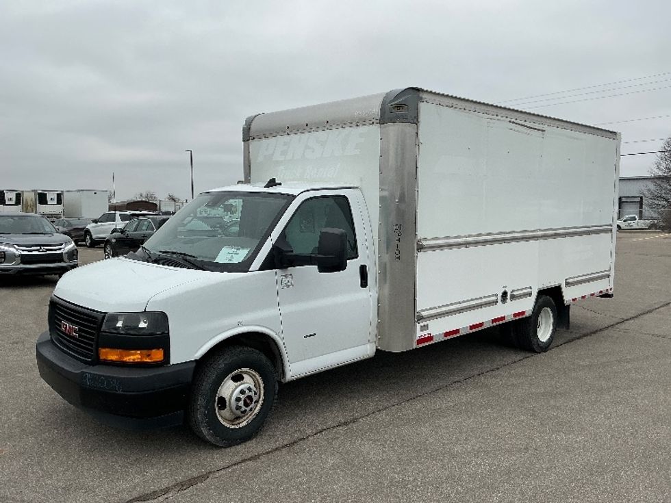 Light Duty Box Truck-Light and Medium Duty Trucks-GMC-2021-Savana G33903-Piqua-OH-92,425\n\t\tmiles-$ 29,500 - Image 3