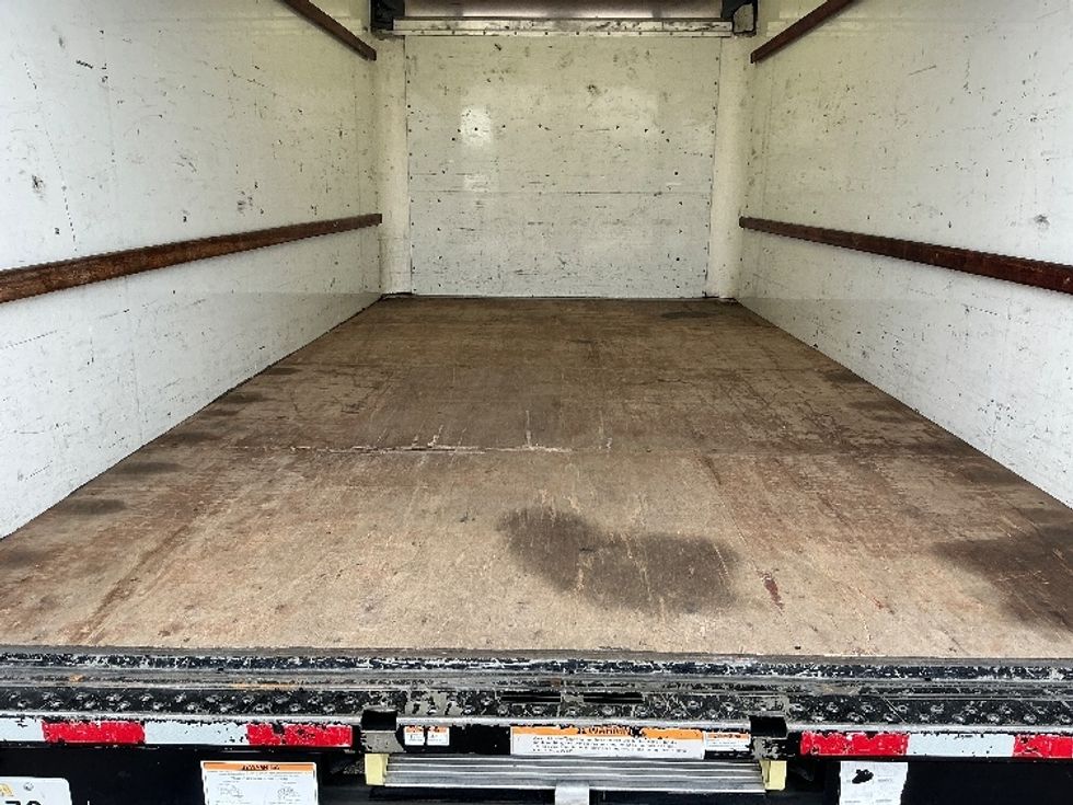 Light Duty Box Truck-Light and Medium Duty Trucks-GMC-2021-Savana G33903-Piqua-OH-92,425\n\t\tmiles-$ 29,500 - Image 9