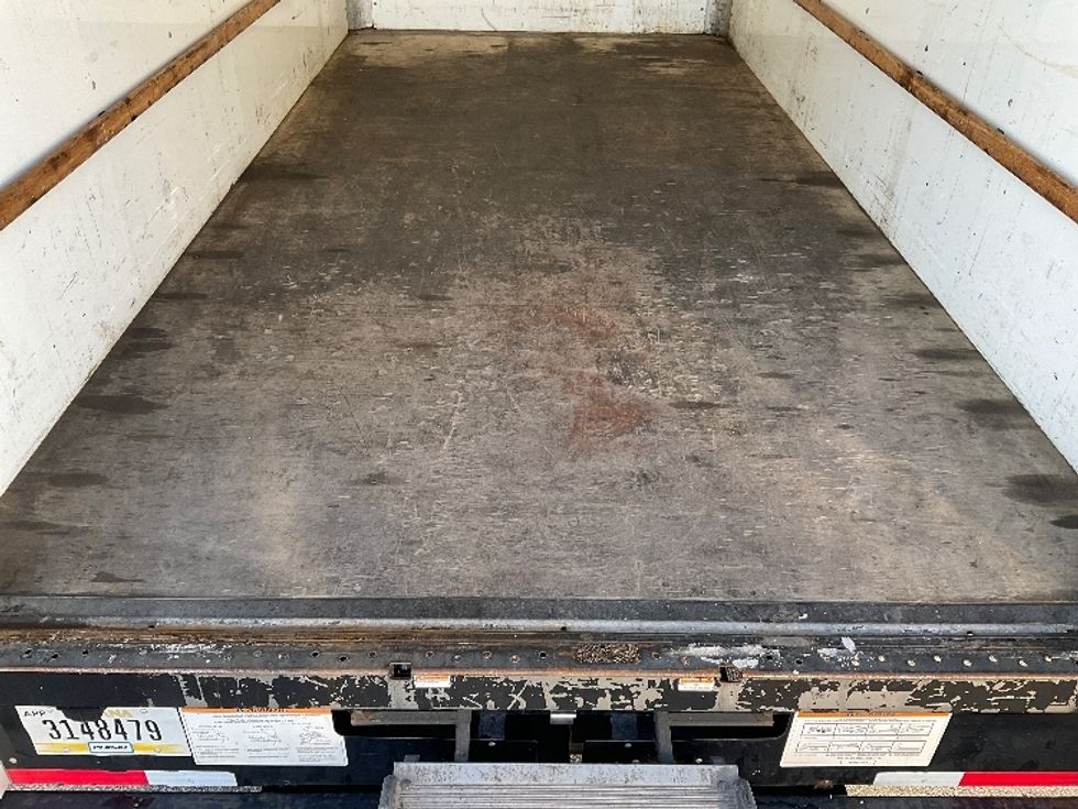 Light Duty Box Truck-Light and Medium Duty Trucks-GMC-2021-Savana G33903-Piqua-OH-97,931\n\t\tmiles-$ 28,750 - Image 10