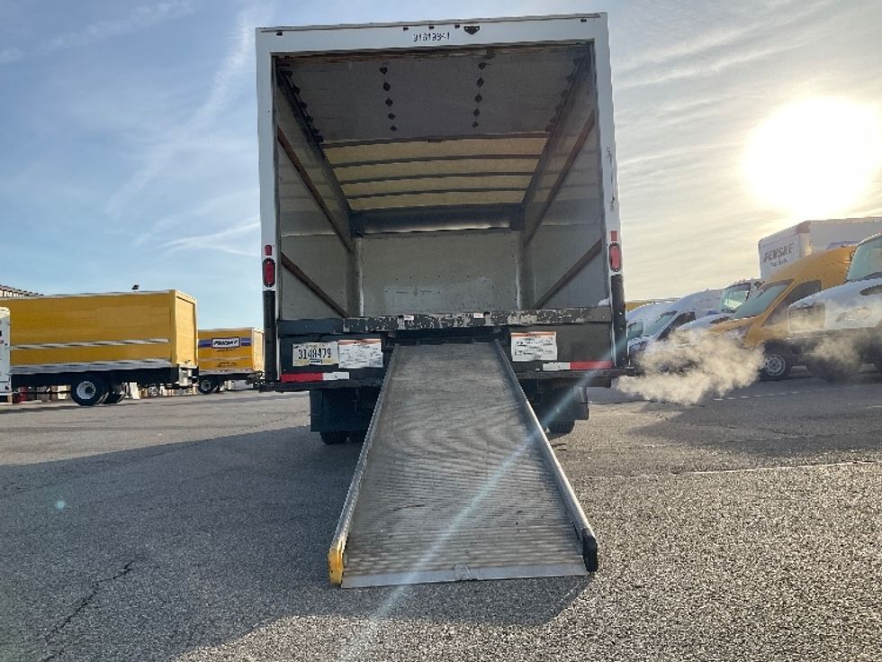 Light Duty Box Truck-Light and Medium Duty Trucks-GMC-2021-Savana G33903-Piqua-OH-97,931\n\t\tmiles-$ 28,750 - Image 9