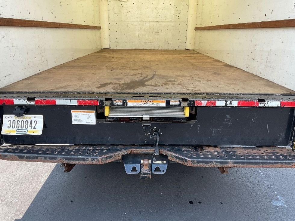 Light Duty Box Truck-Light and Medium Duty Trucks-GMC-2021-Savana G33903-Pittsburgh-PA-101,792\n\t\tmiles-$ 24,750 - Image 10