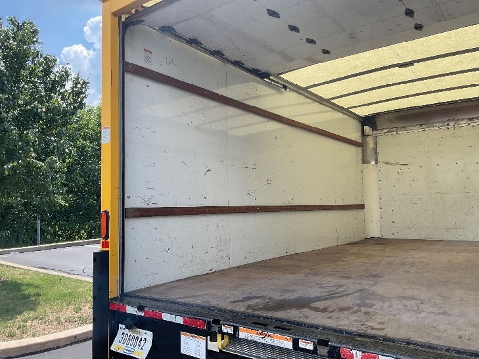 Light Duty Box Truck-Light and Medium Duty Trucks-GMC-2021-Savana G33903-Pittsburgh-PA-101,792\n\t\tmiles-$ 24,750 - Image 11