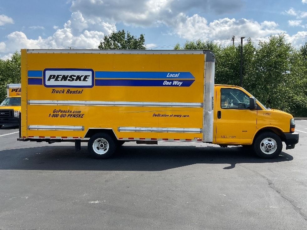 Light Duty Box Truck-Light and Medium Duty Trucks-GMC-2021-Savana G33903-Pittsburgh-PA-101,792\n\t\tmiles-$ 24,750 - Image 15