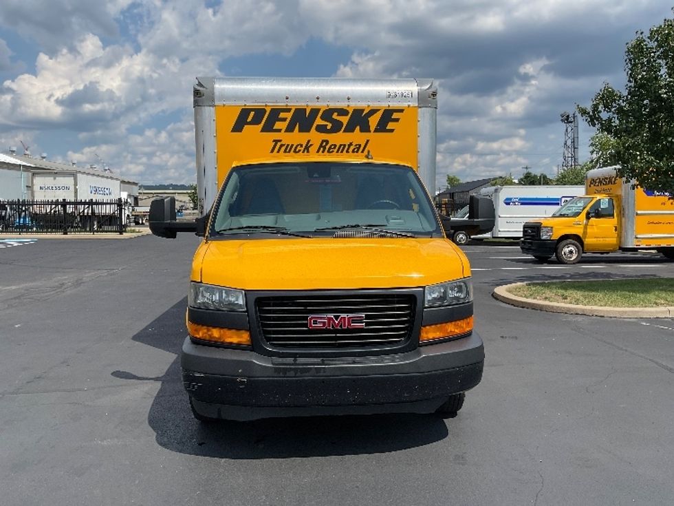 Light Duty Box Truck-Light and Medium Duty Trucks-GMC-2021-Savana G33903-Pittsburgh-PA-101,792\n\t\tmiles-$ 24,750 - Image 2