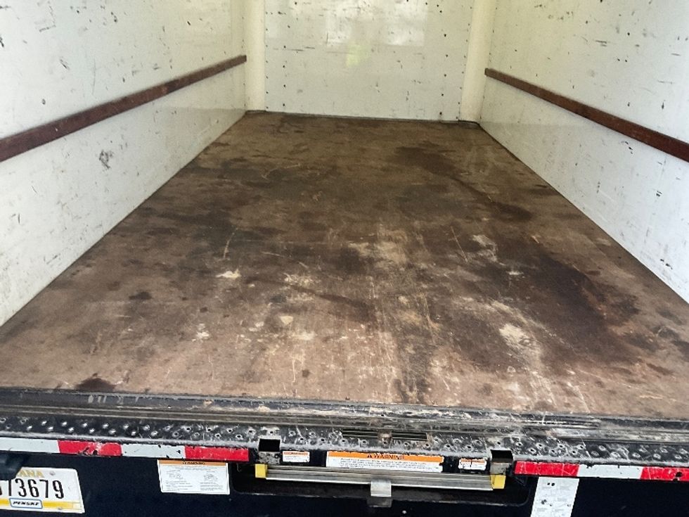 Light Duty Box Truck-Light and Medium Duty Trucks-GMC-2021-Savana G33903-Plymouth-MI-118,870\n\t\tmiles-$ 24,000 - Image 10