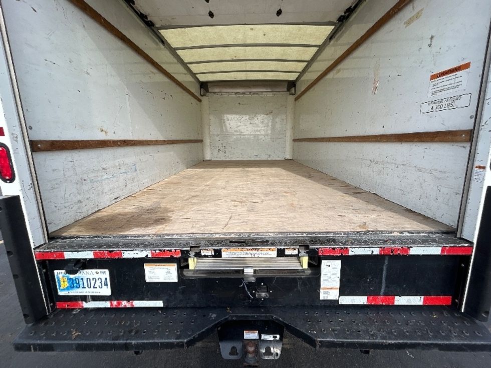 Light Duty Box Truck-Light and Medium Duty Trucks-GMC-2021-Savana G33903-Plymouth-MI-123,572\n\t\tmiles-$ 26,000 - Image 8