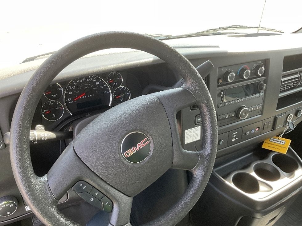 Light Duty Box Truck-Light and Medium Duty Trucks-GMC-2021-Savana G33903-Plymouth-MI-78,746\n\t\tmiles-$ 31,500 - Image 18