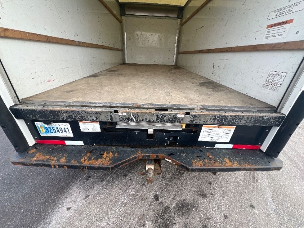 Light Duty Box Truck-Light and Medium Duty Trucks-GMC-2021-Savana G33903-Plymouth-MI-90,564\n\t\tmiles-$ 30,250 - Image 10