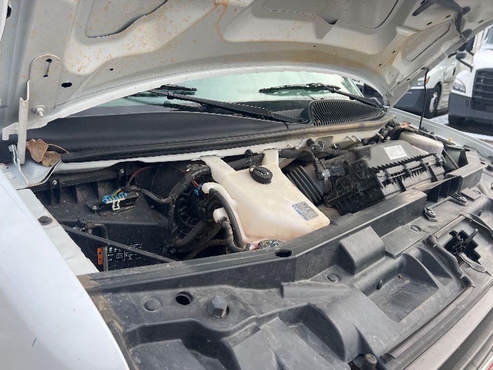 Light Duty Box Truck-Light and Medium Duty Trucks-GMC-2021-Savana G33903-Plymouth-MI-95,274\n\t\tmiles-$ 29,750 - Image 23