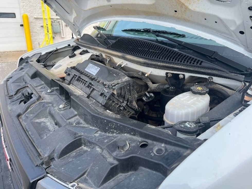 Light Duty Box Truck-Light and Medium Duty Trucks-GMC-2021-Savana G33903-Plymouth-MI-95,274\n\t\tmiles-$ 29,750 - Image 24