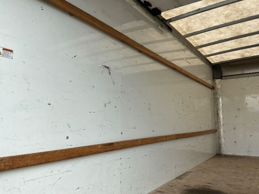 Light Duty Box Truck-Light and Medium Duty Trucks-GMC-2021-Savana G33903-Pompano Beach-FL-102,623\n\t\tmiles-$ 30,500 - Image 11