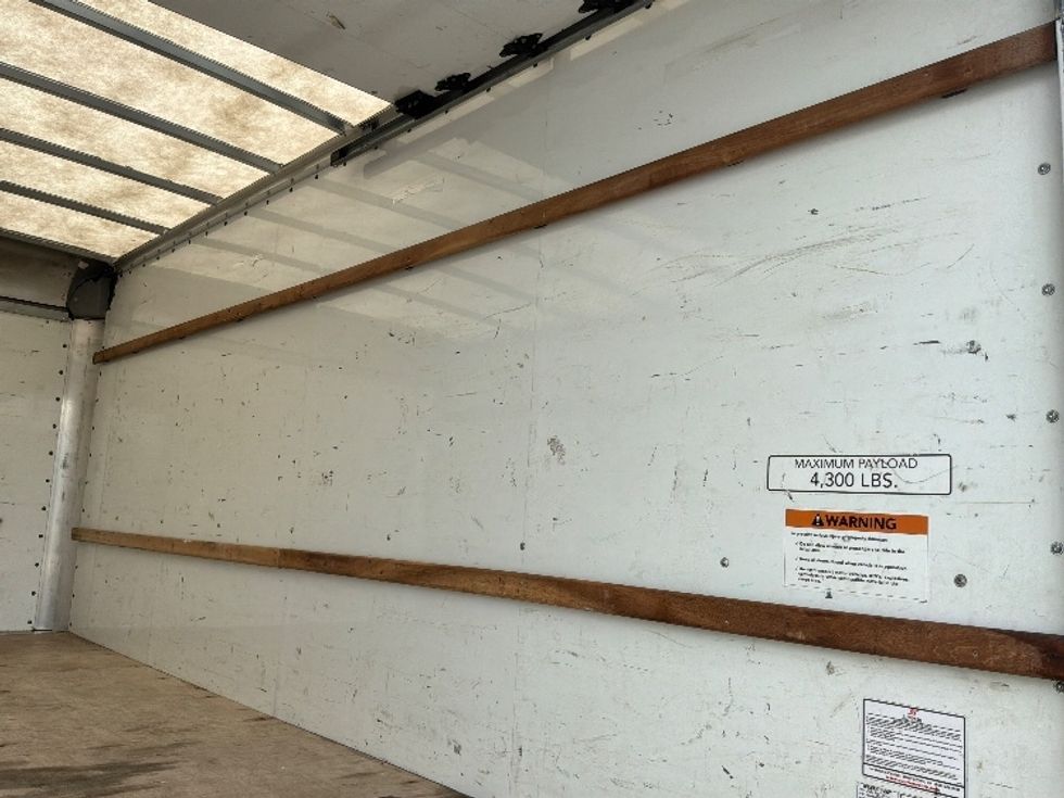 Light Duty Box Truck-Light and Medium Duty Trucks-GMC-2021-Savana G33903-Pompano Beach-FL-102,623\n\t\tmiles-$ 30,500 - Image 12