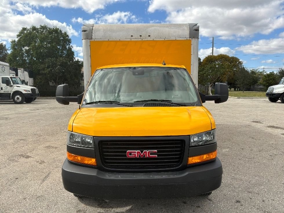 Light Duty Box Truck-Light and Medium Duty Trucks-GMC-2021-Savana G33903-Pompano Beach-FL-106,941\n\t\tmiles-$ 26,750 - Image 2
