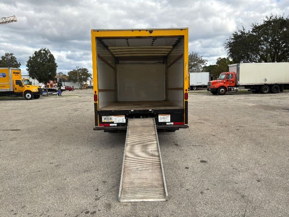 Light Duty Box Truck-Light and Medium Duty Trucks-GMC-2021-Savana G33903-Pompano Beach-FL-106,941\n\t\tmiles-$ 26,750 - Image 9