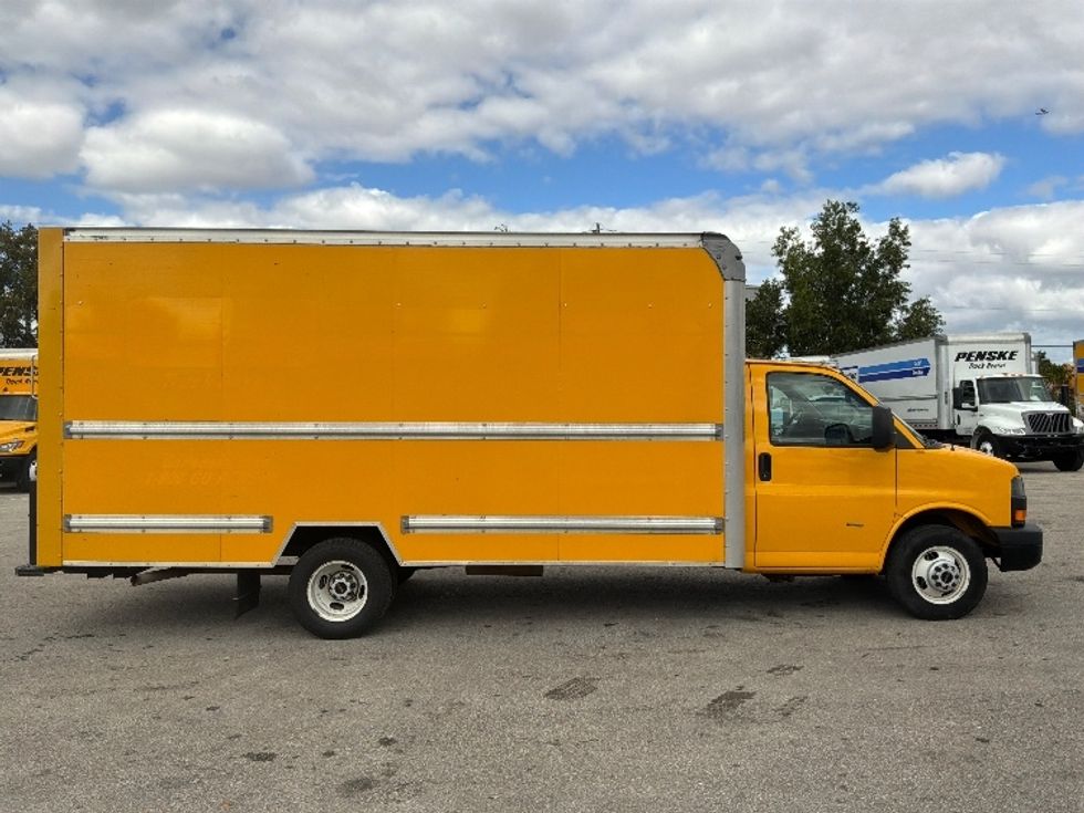 Light Duty Box Truck-Light and Medium Duty Trucks-GMC-2021-Savana G33903-Pompano Beach-FL-106,944\n\t\tmiles-$ 23,750 - Image 15