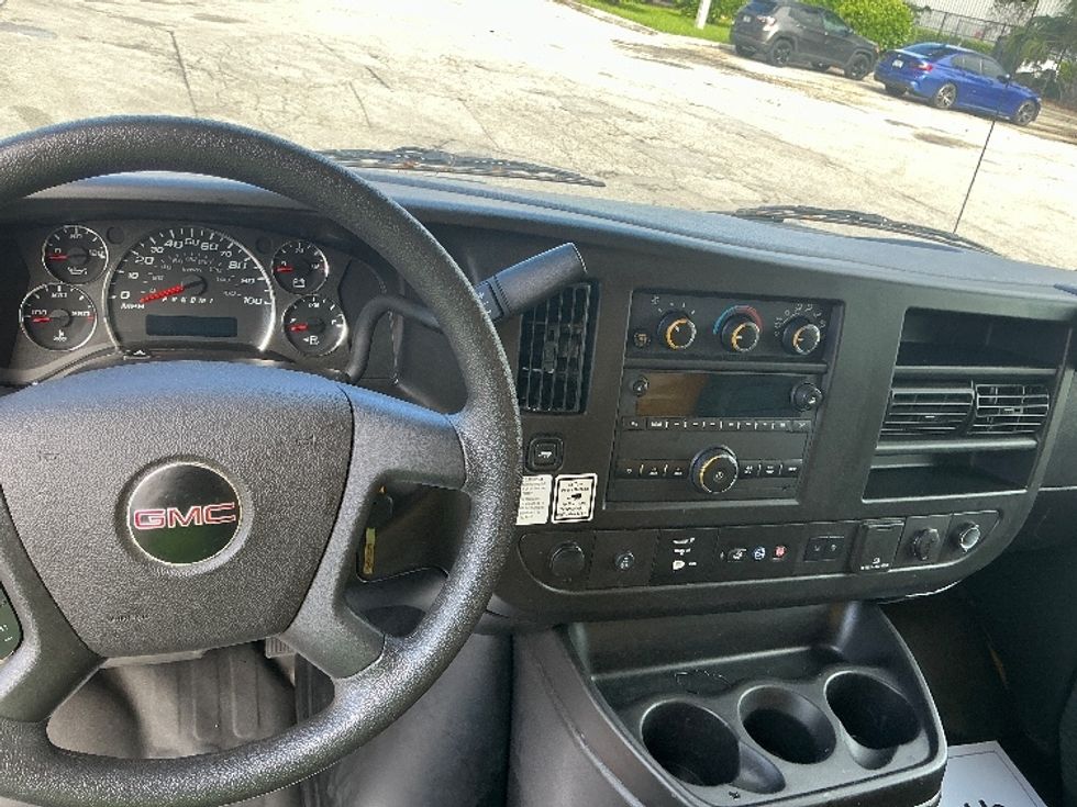 Light Duty Box Truck-Light and Medium Duty Trucks-GMC-2021-Savana G33903-Pompano Beach-FL-111,500\n\t\tmiles-$ 24,250 - Image 18