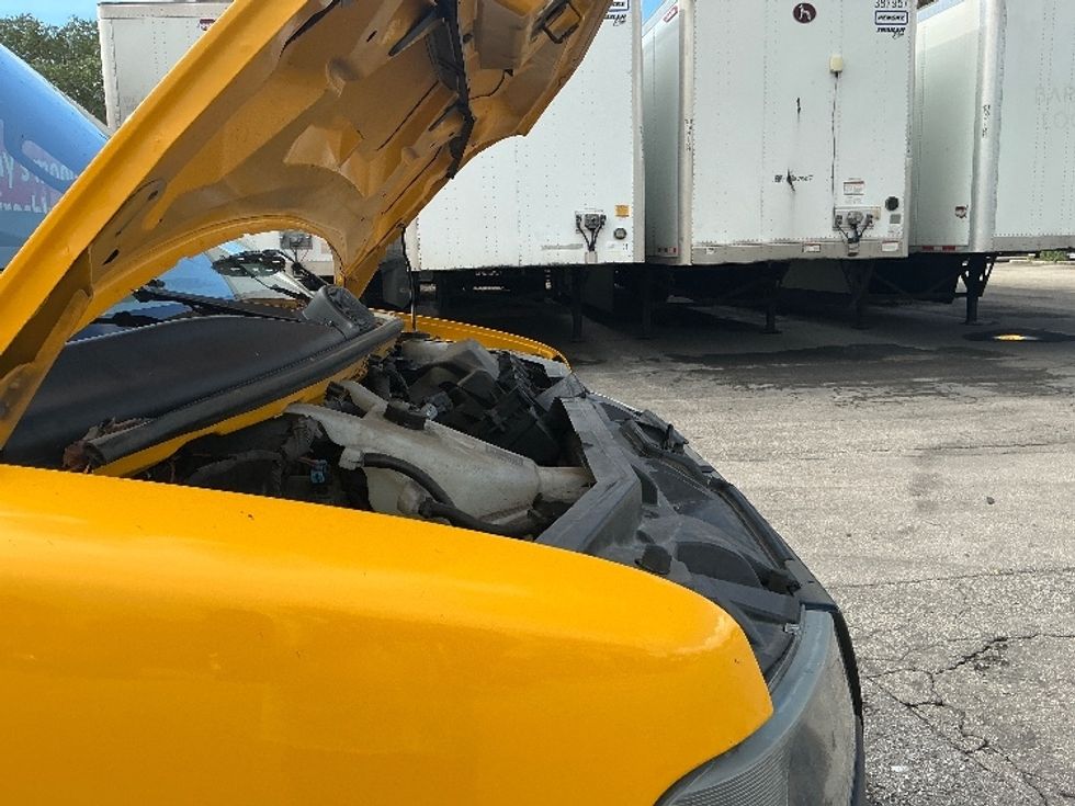 Light Duty Box Truck-Light and Medium Duty Trucks-GMC-2021-Savana G33903-Pompano Beach-FL-111,500\n\t\tmiles-$ 24,250 - Image 23