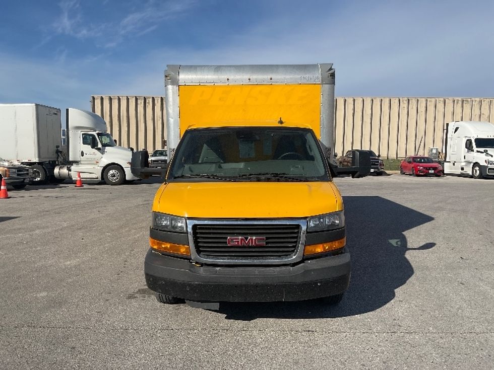 Light Duty Box Truck-Light and Medium Duty Trucks-GMC-2021-Savana G33903-Poplar Bluff-MO-103,553\n\t\tmiles-$ 25,750 - Image 2