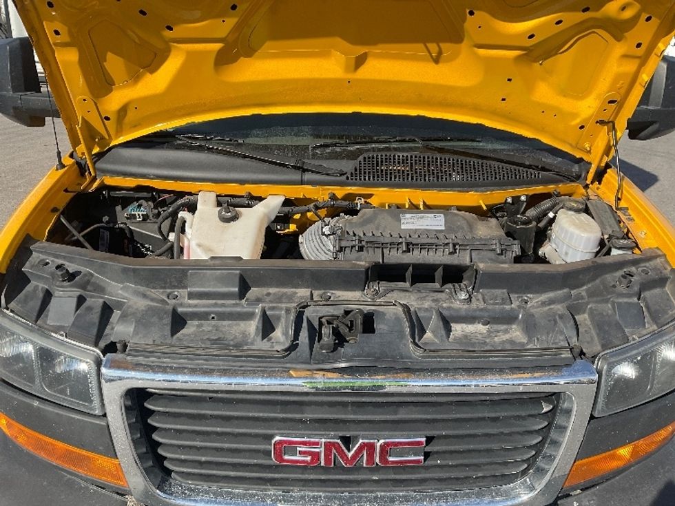 Light Duty Box Truck-Light and Medium Duty Trucks-GMC-2021-Savana G33903-Poplar Bluff-MO-103,553\n\t\tmiles-$ 25,750 - Image 23